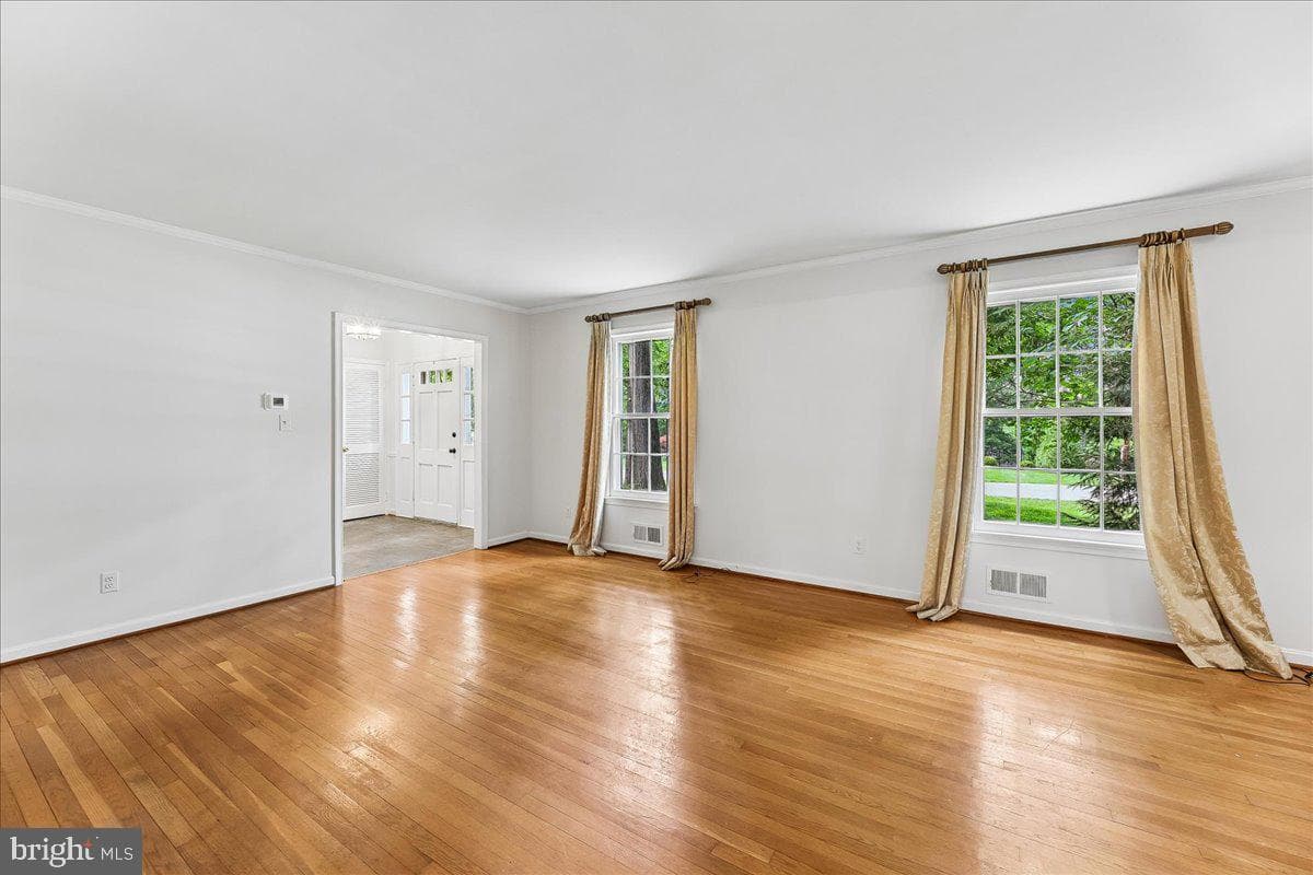 8700 Camille Drive photo 9