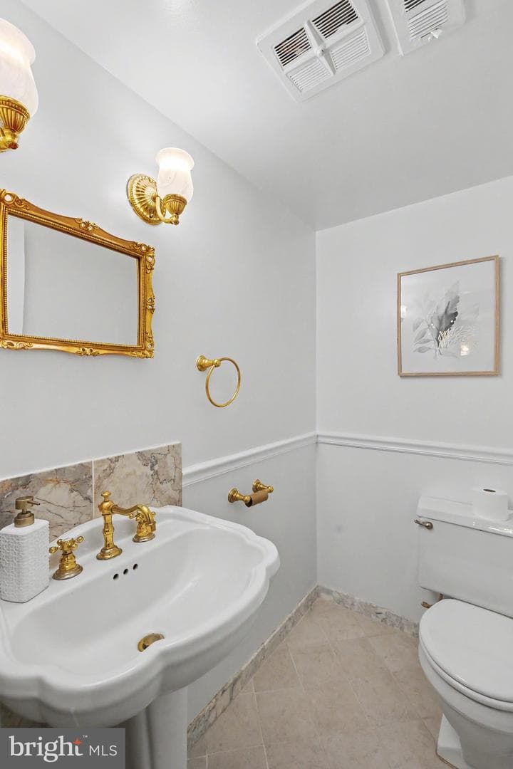 8328 N Brook Lane photo 23