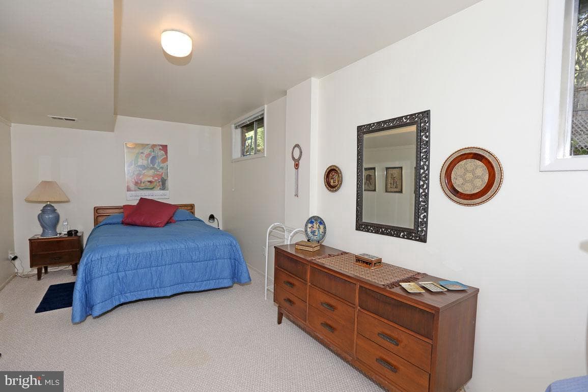6900 Heatherhill Road photo 28