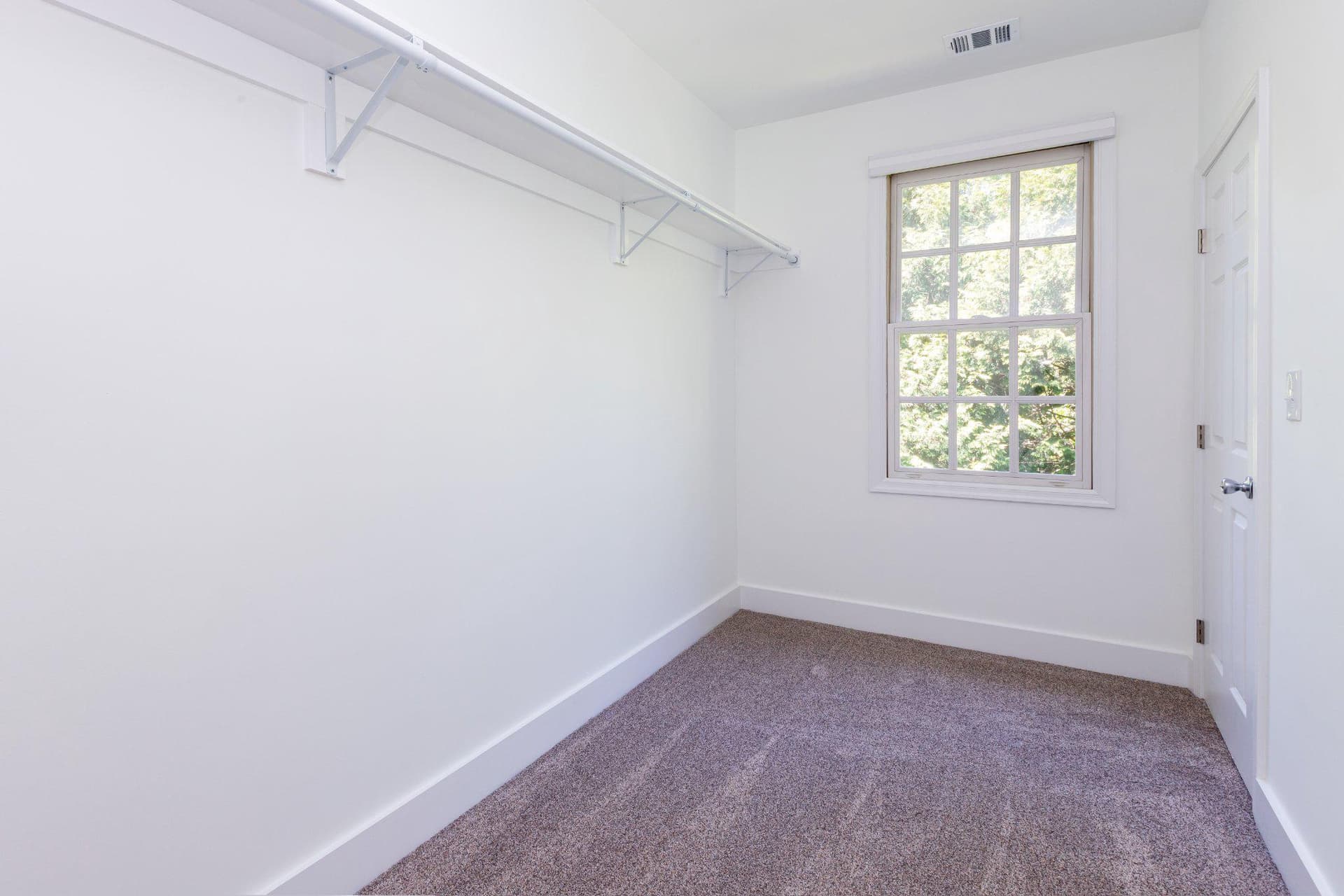 7009 Persimmon Tree Road photo 27