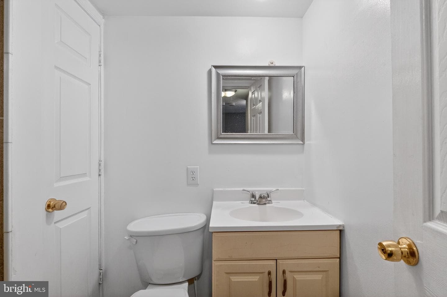 3301 Hewitt Avenue #403 photo 18