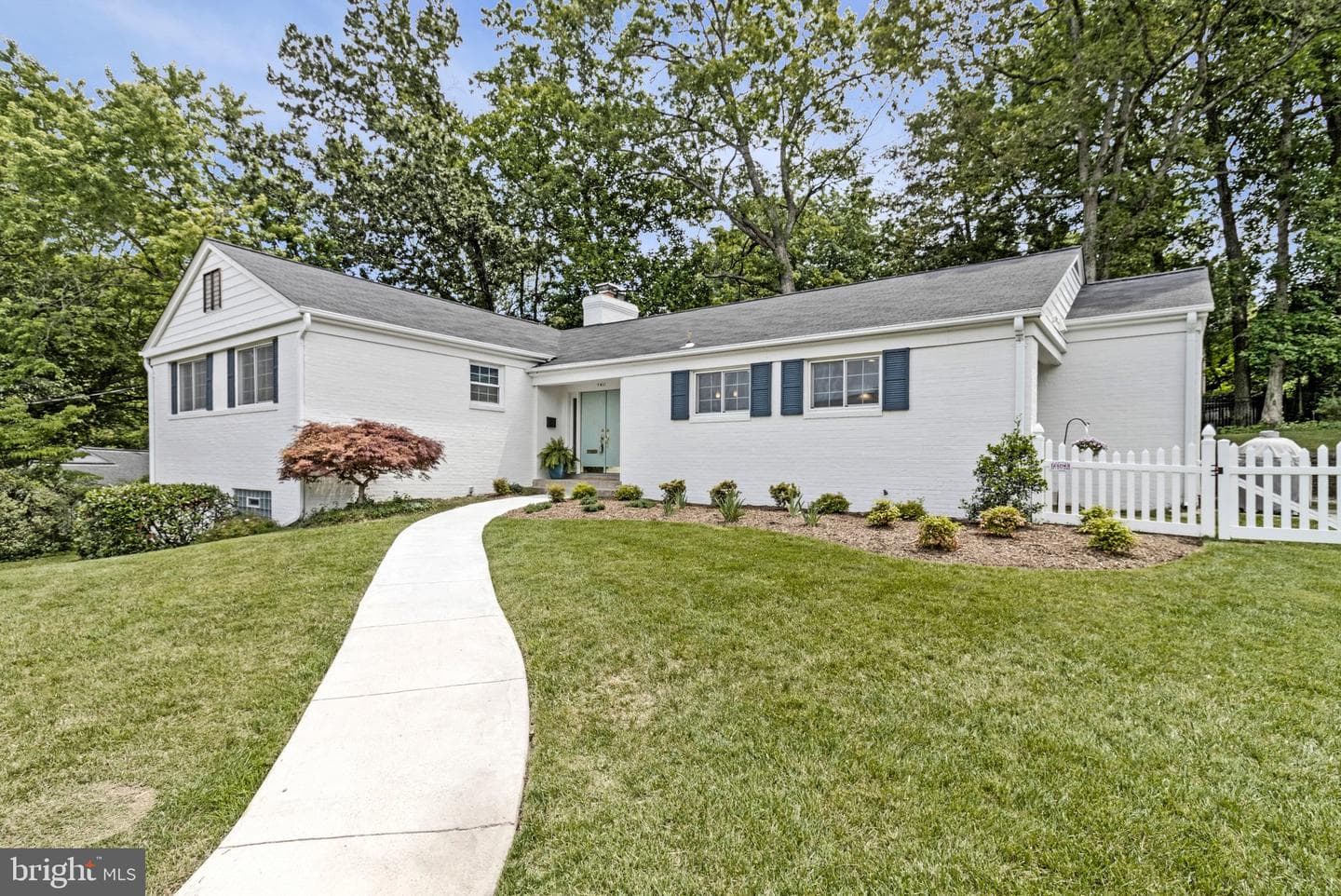 7411 Wyndale Lane photo 5