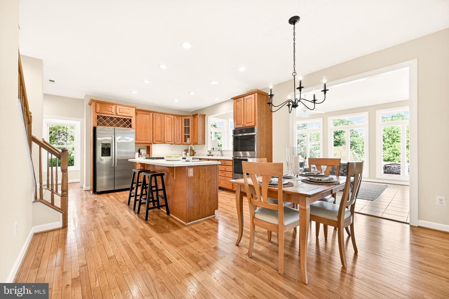 14405 Cervantes Avenue photo 23