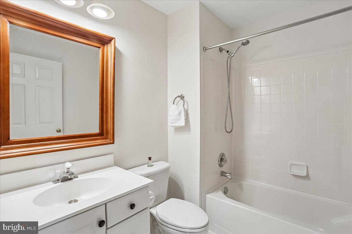 10407 Dalebrooke Lane photo 30