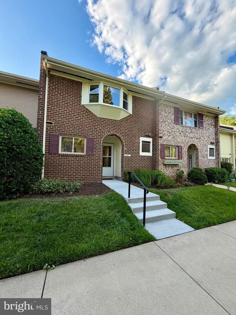 3671 S Leisure World Boulevard #15-E photo 3