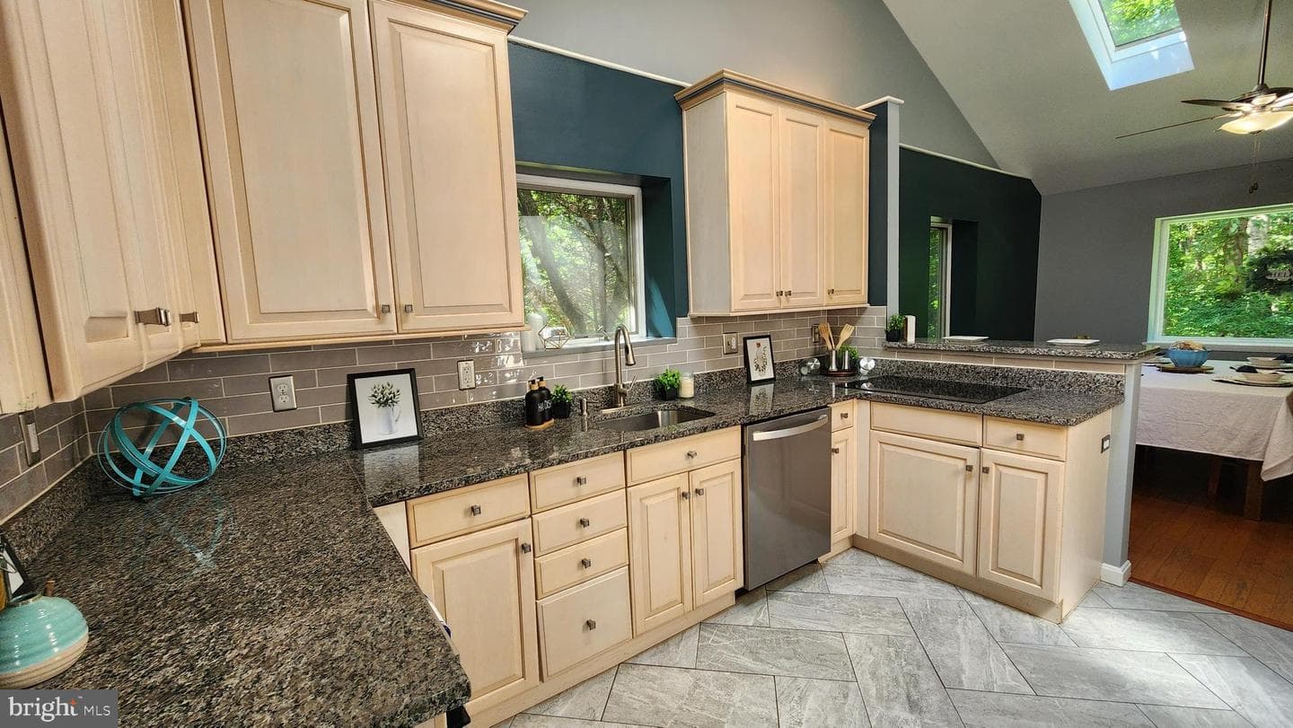 1530 Murphy Lane photo 28