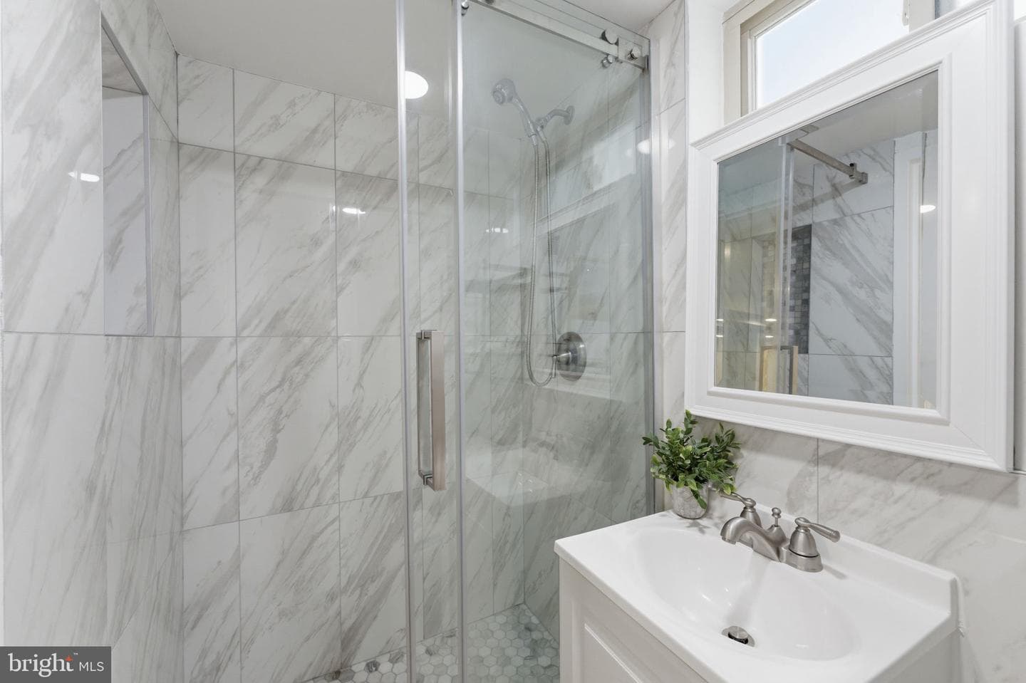 10811 Tenbrook Court photo 28