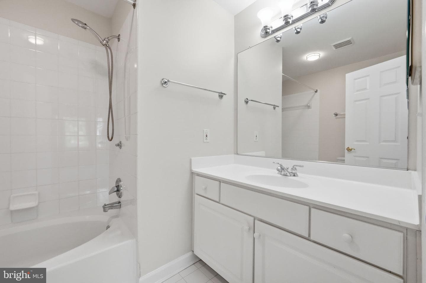 404 King Farm Boulevard #40406 photo 14