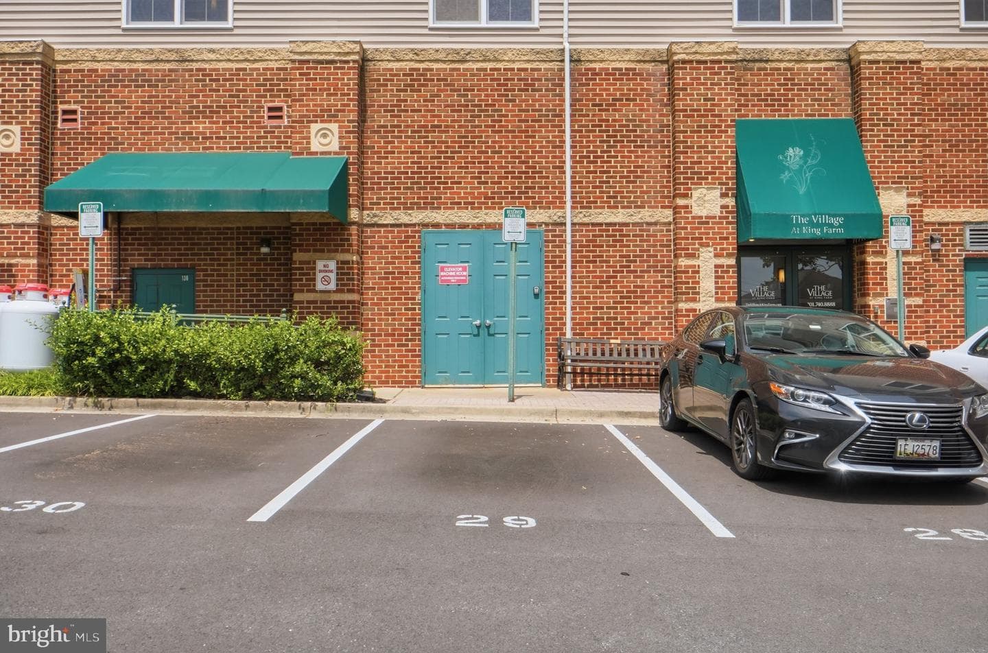 404 King Farm Boulevard #40406 photo 18