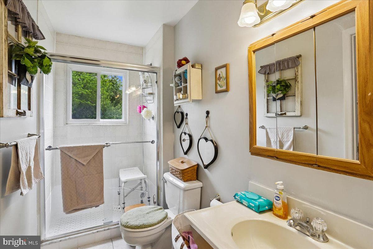12622 Eastbourne Drive photo 18
