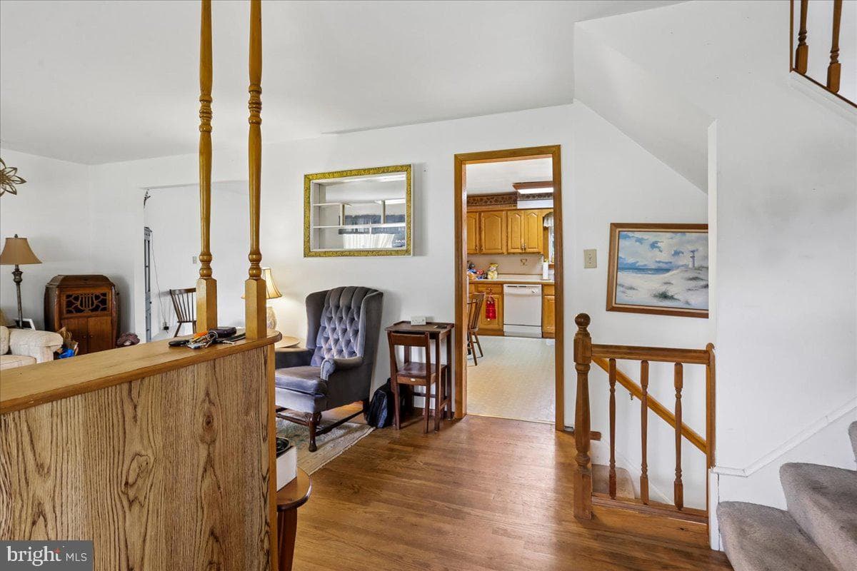 12622 Eastbourne Drive photo 5