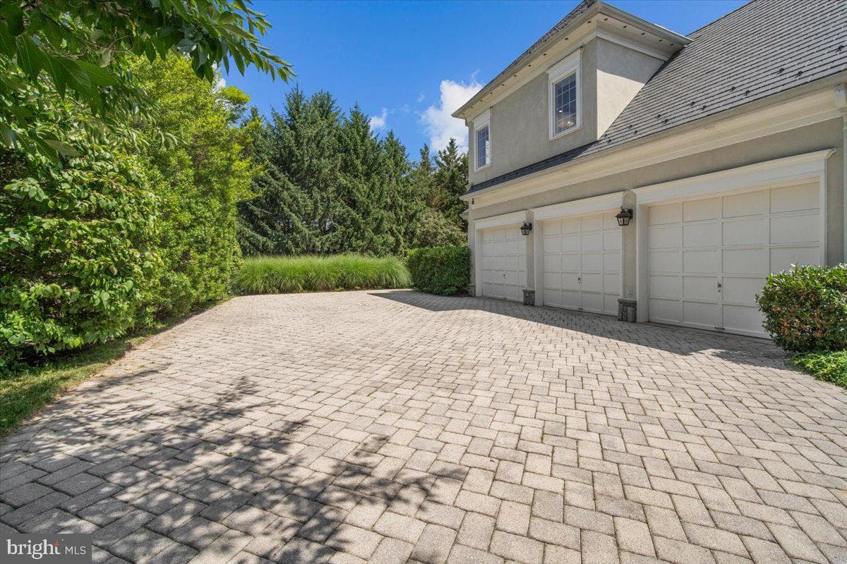 8413 Rapley Ridge Lane photo 69