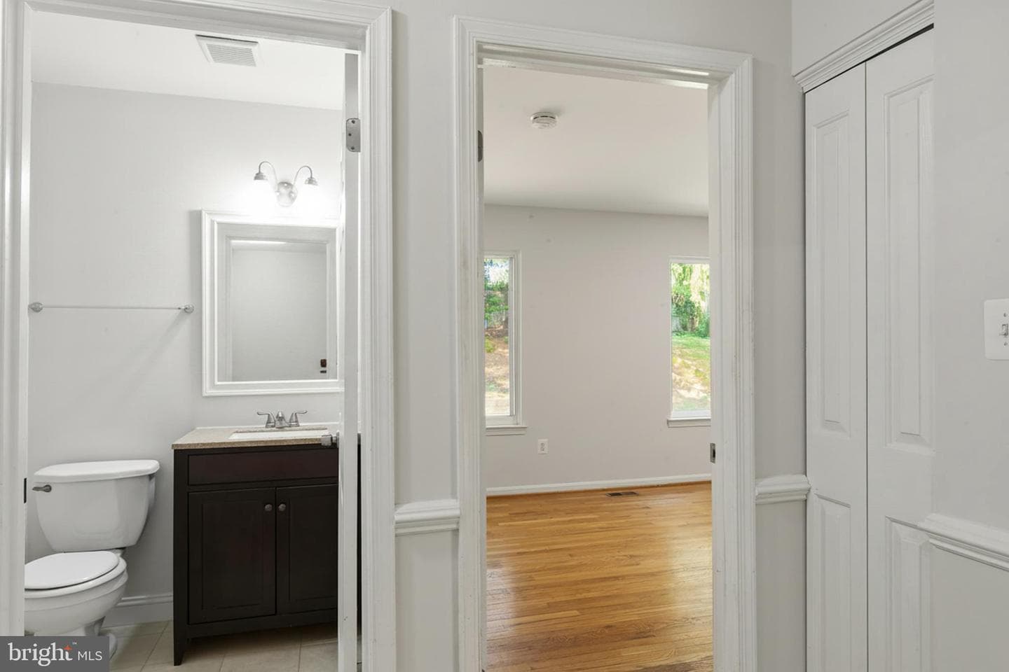 19044 Mcfarlin Drive photo 22