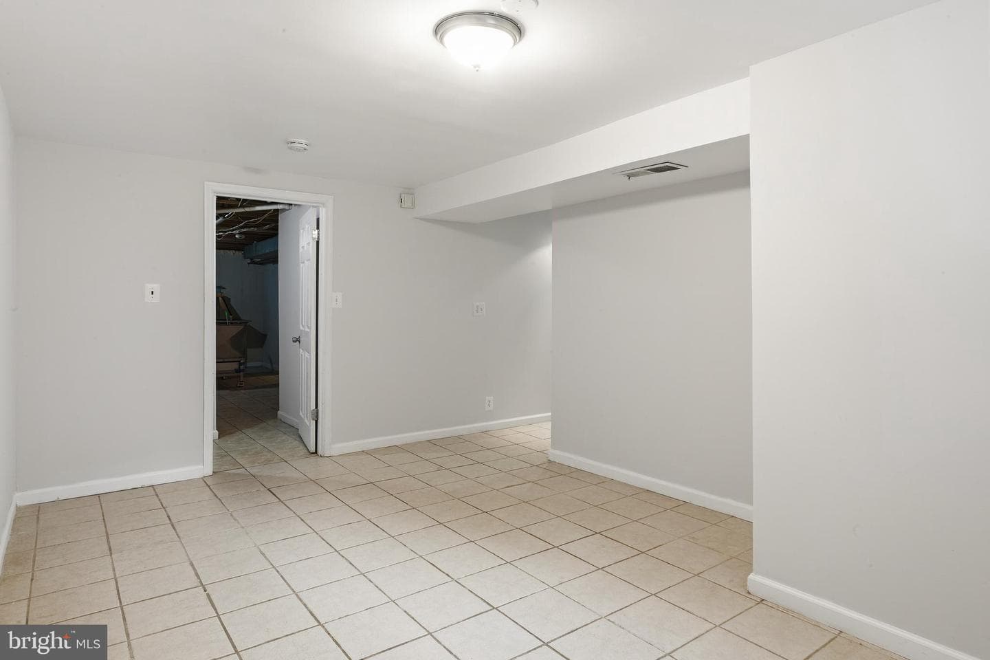 19044 Mcfarlin Drive photo 36