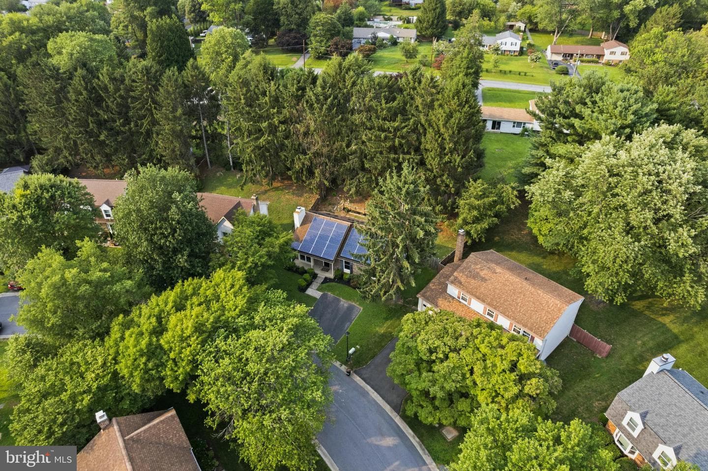19044 Mcfarlin Drive photo 51