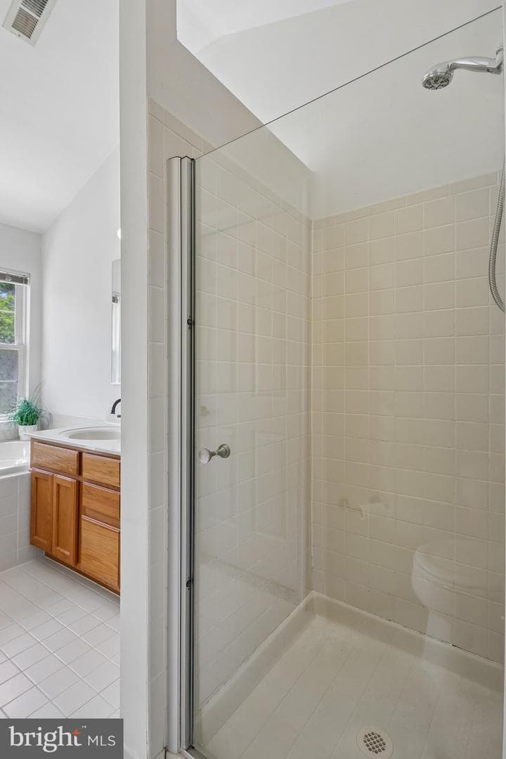 46 Waddington Lane photo 37