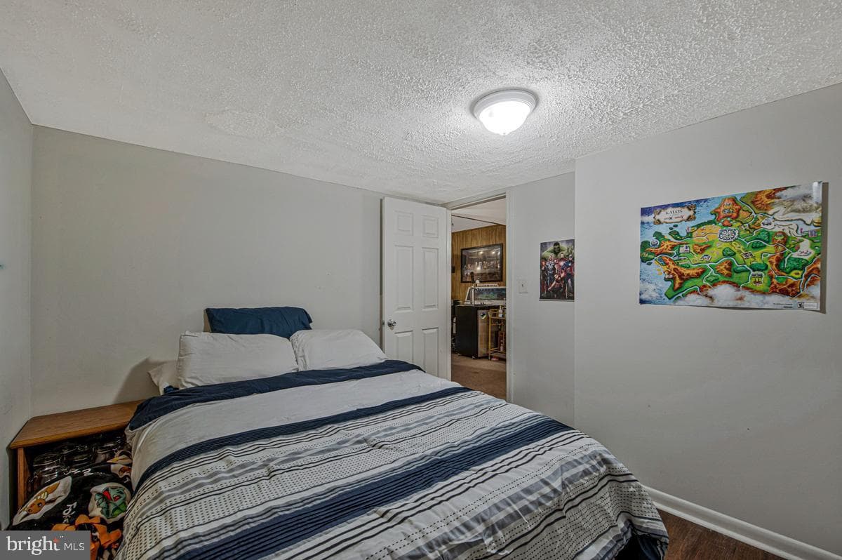 19602 Labelle Court photo 28