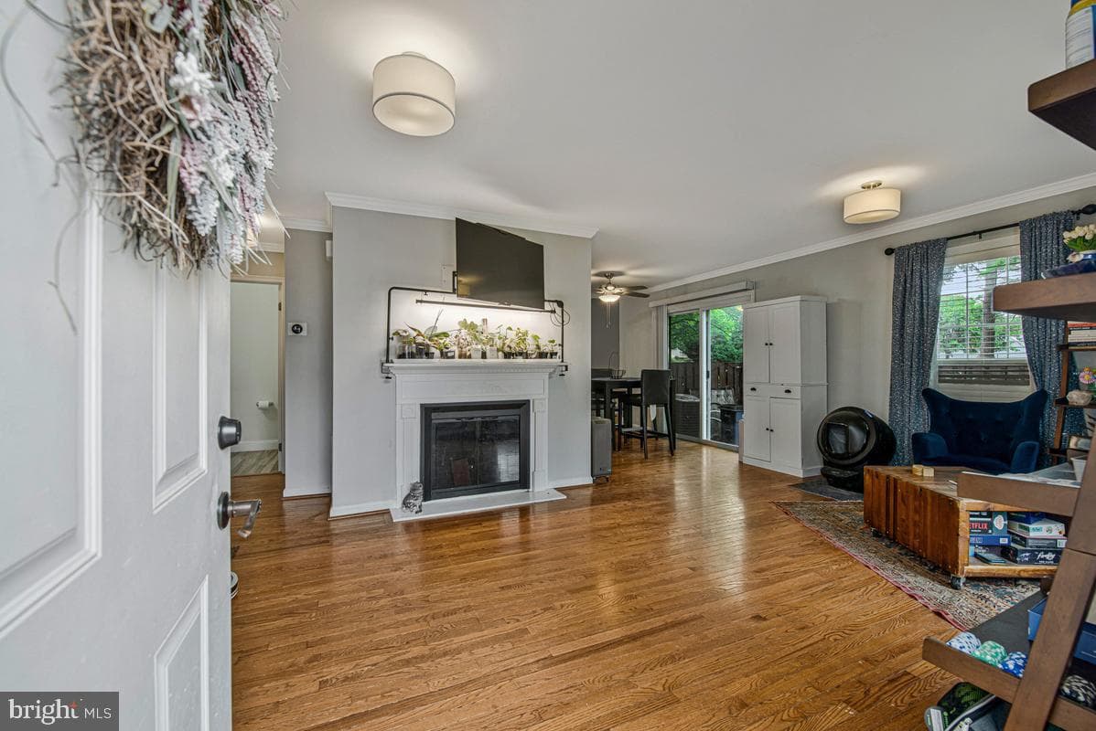 19602 Labelle Court photo 4