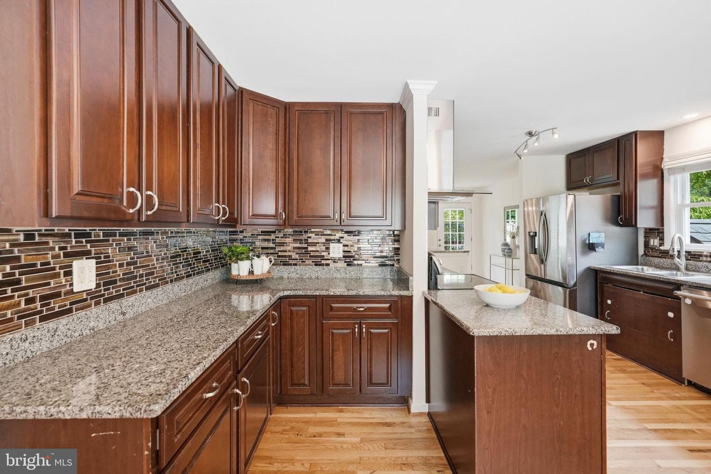 2604 Woodedge Road photo 13