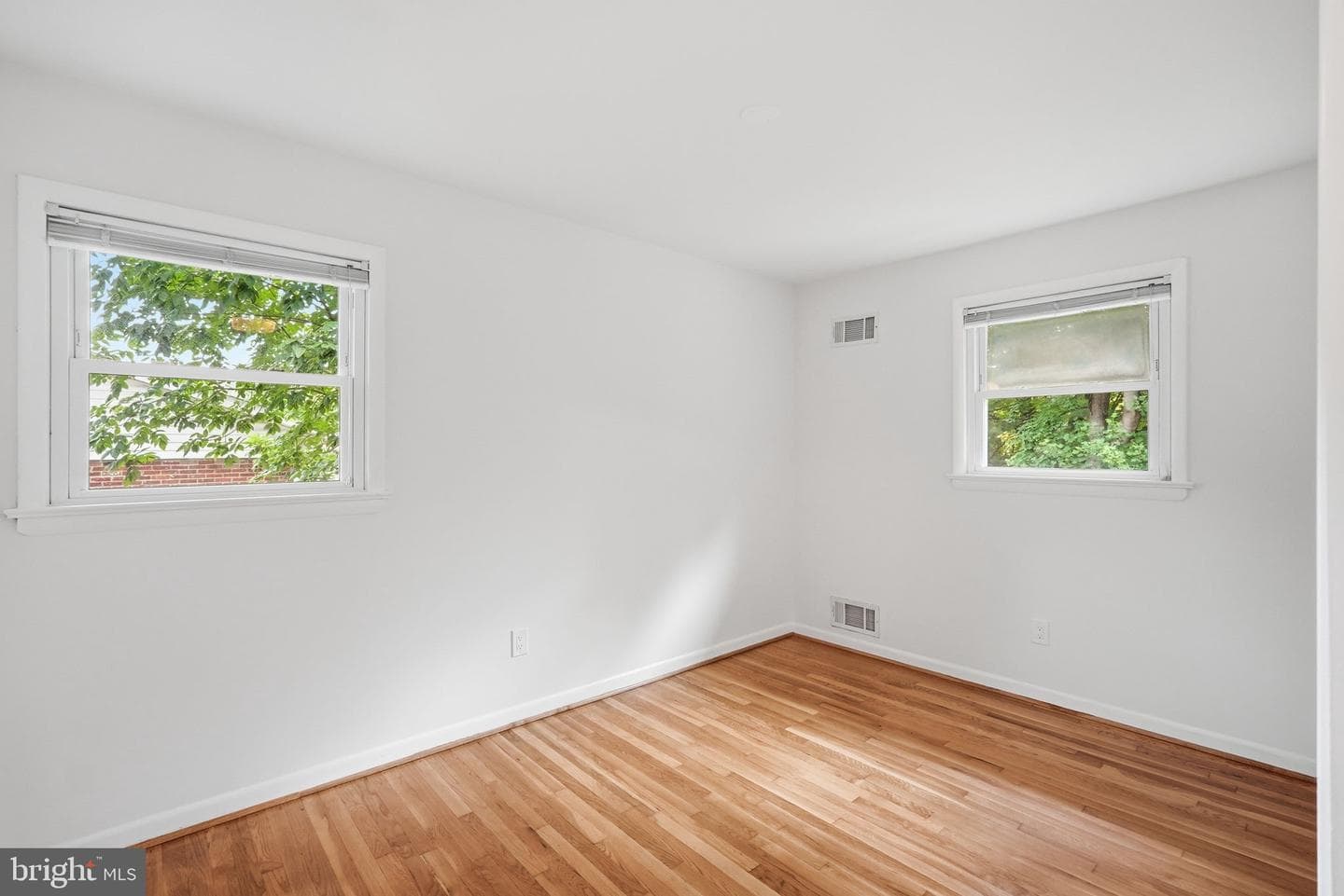 2604 Woodedge Road photo 19