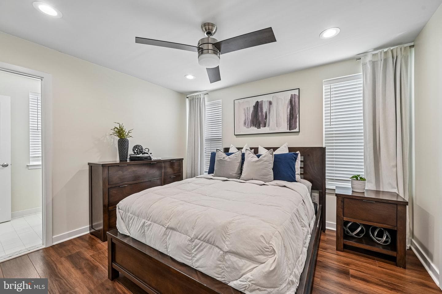 22510 Merganser Street photo 35