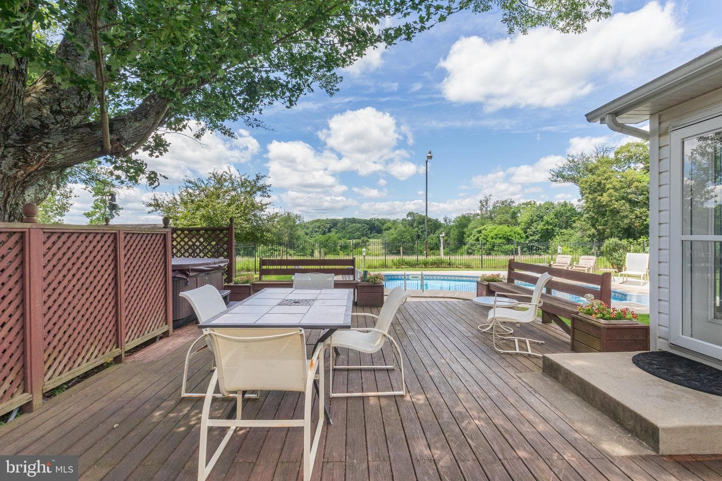 22520 Peach Tree Road photo 41