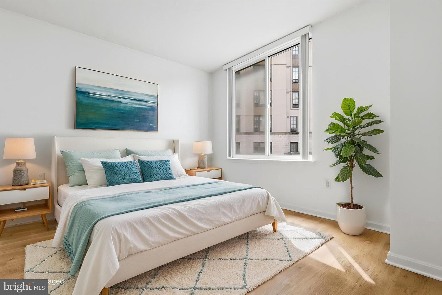 930 Wayne Avenue #201 photo 18