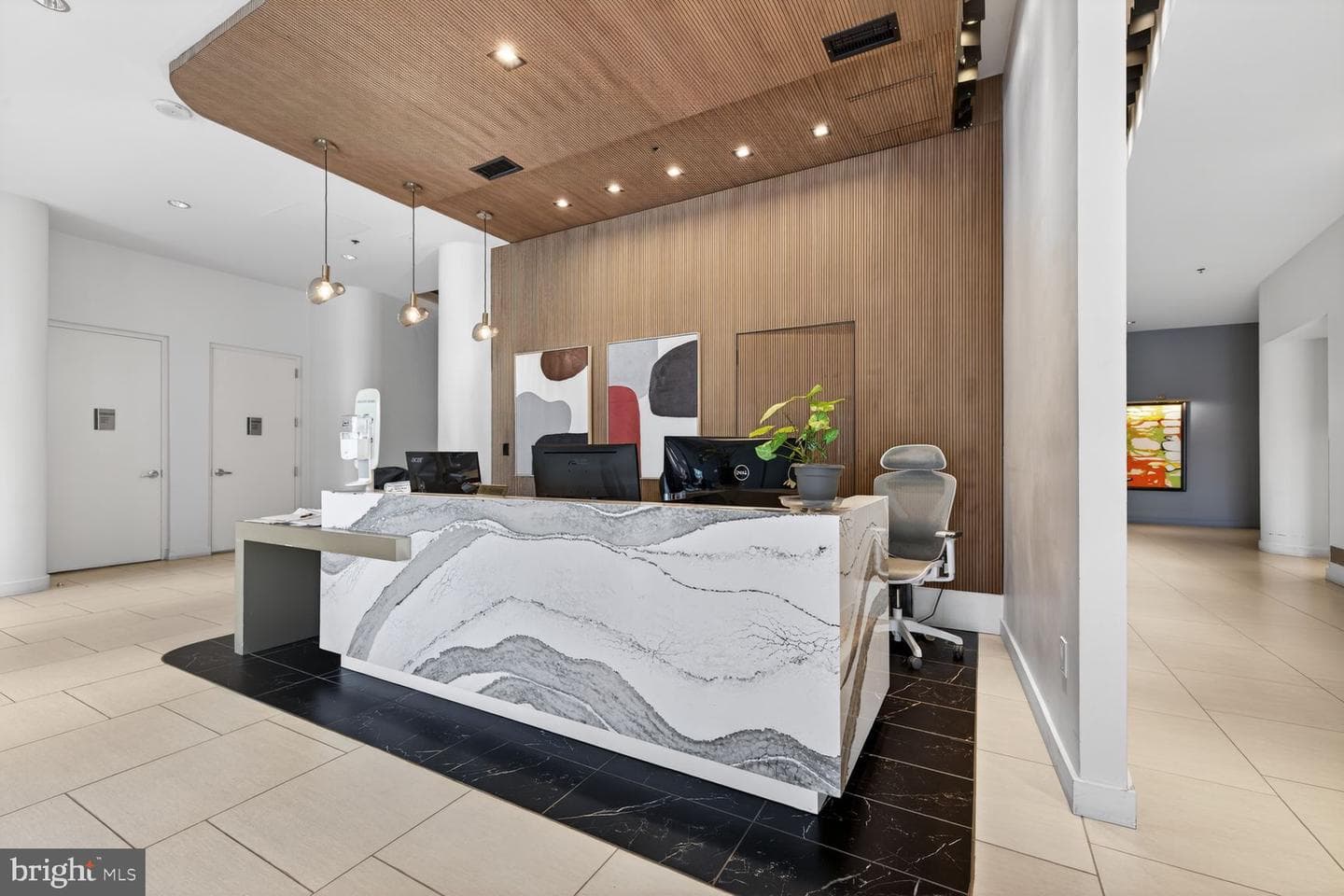 5750 Bou Avenue #816 photo 3