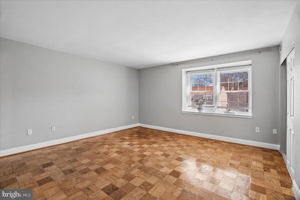 778 Quince Orchard Blvd # 201 photo 24