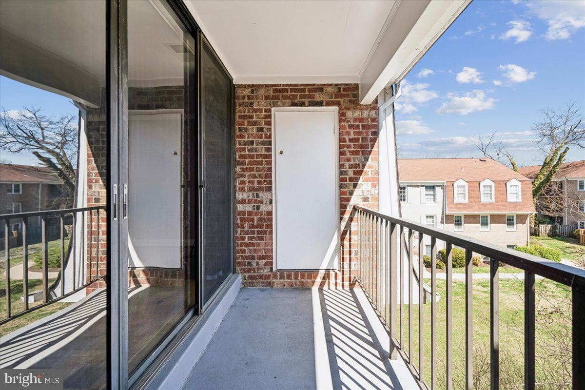 778 Quince Orchard Blvd # 201 photo 9