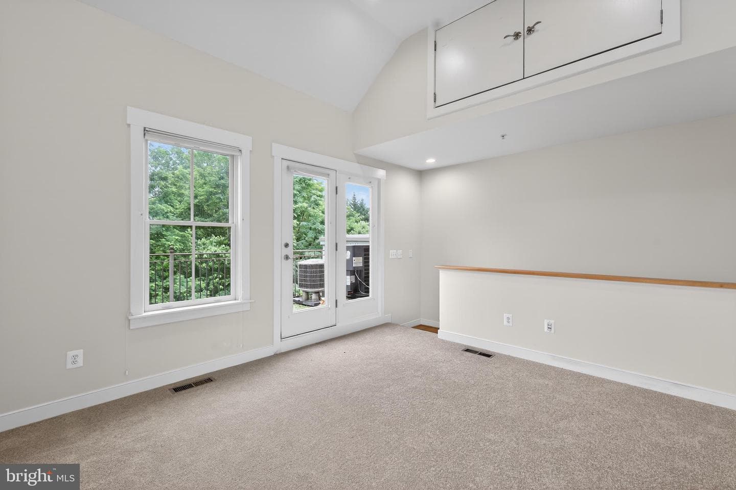 2711 Cassedy Street photo 21