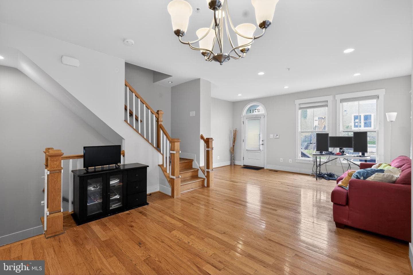 2711 Cassedy Street photo 5