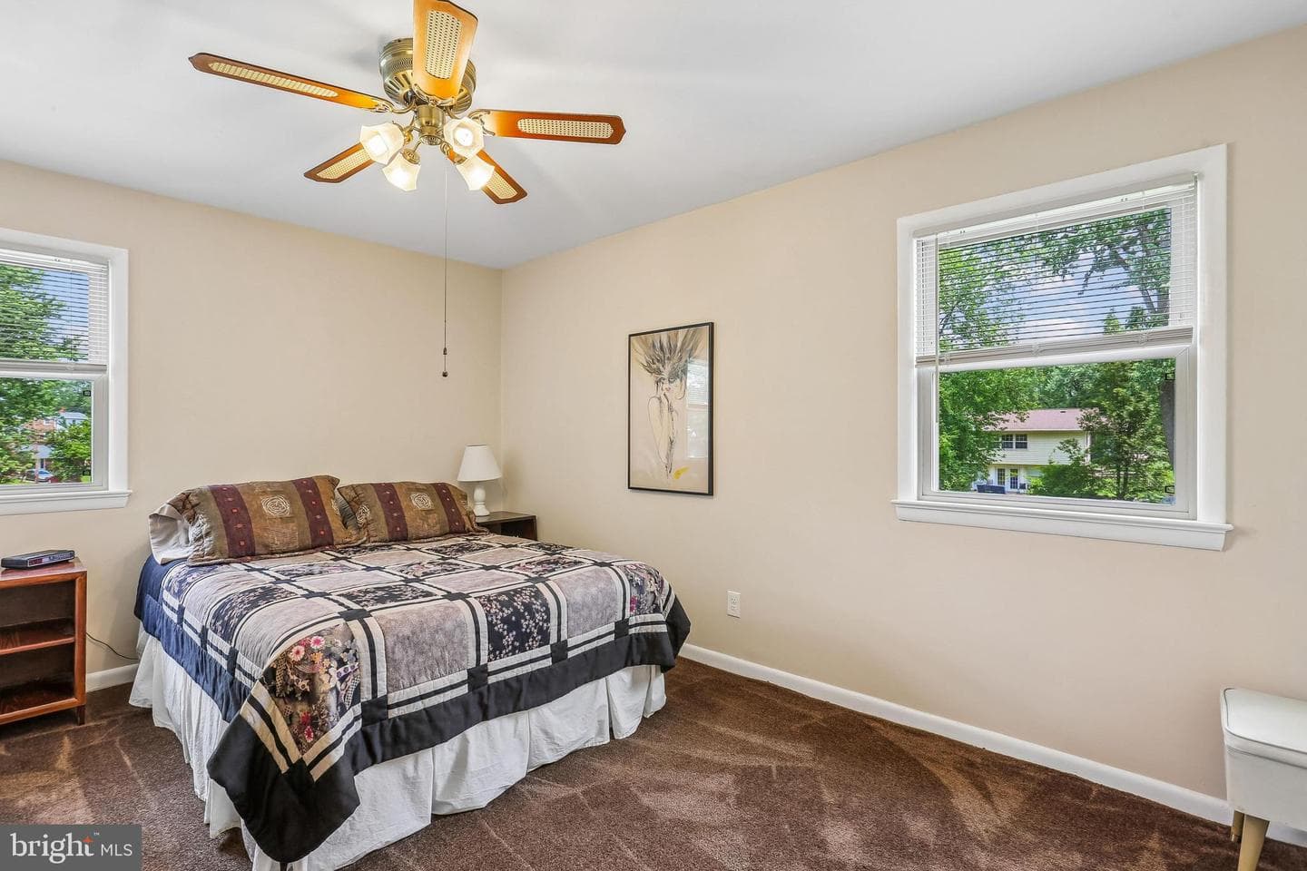 2 Foxhall Court photo 33