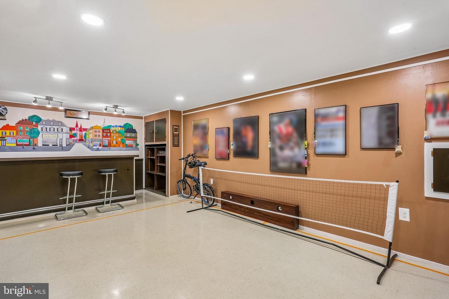 2 Foxhall Court photo 65