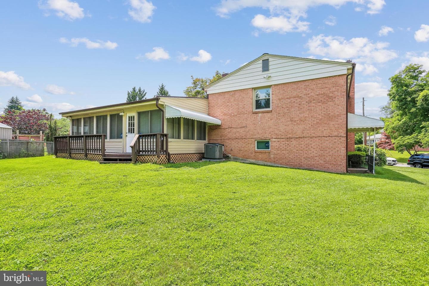 2 Foxhall Court photo 83