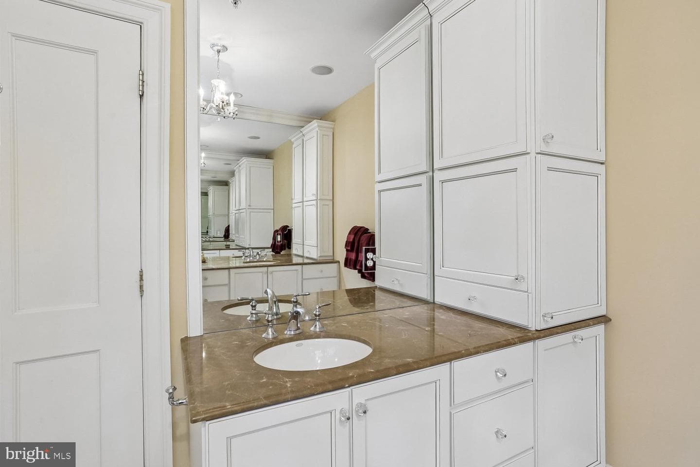 11736 Gainsborough Road photo 60