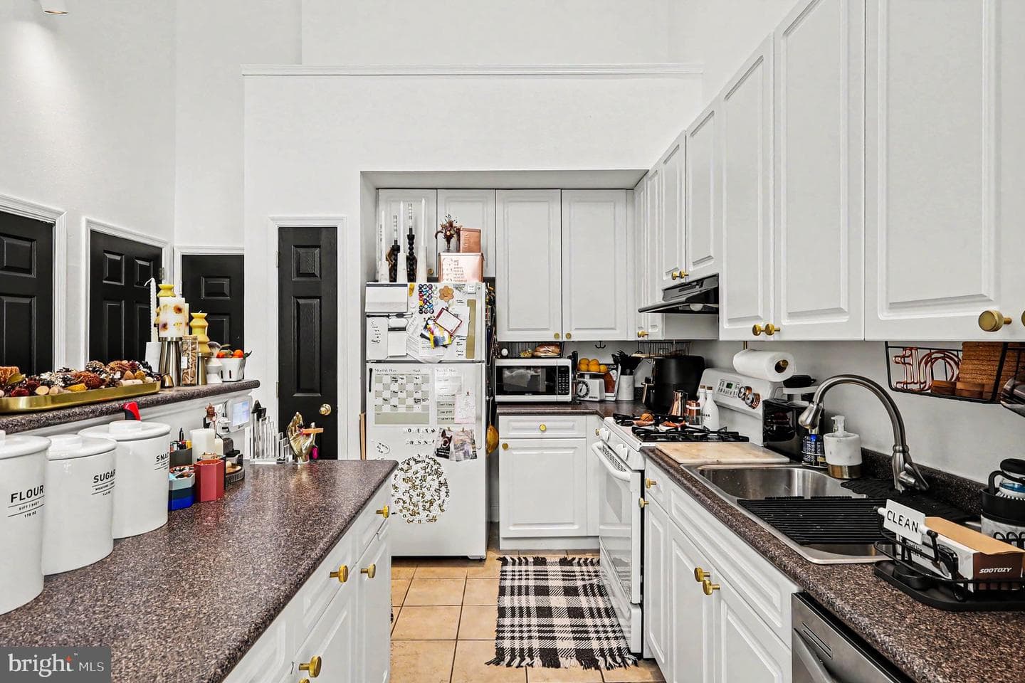 501 Hungerford Drive #372 photo 10