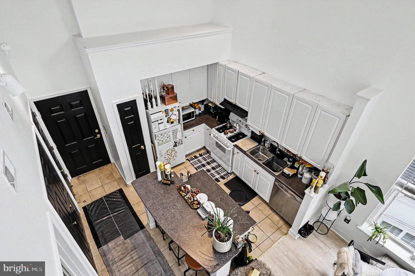 501 Hungerford Drive #372 photo 16