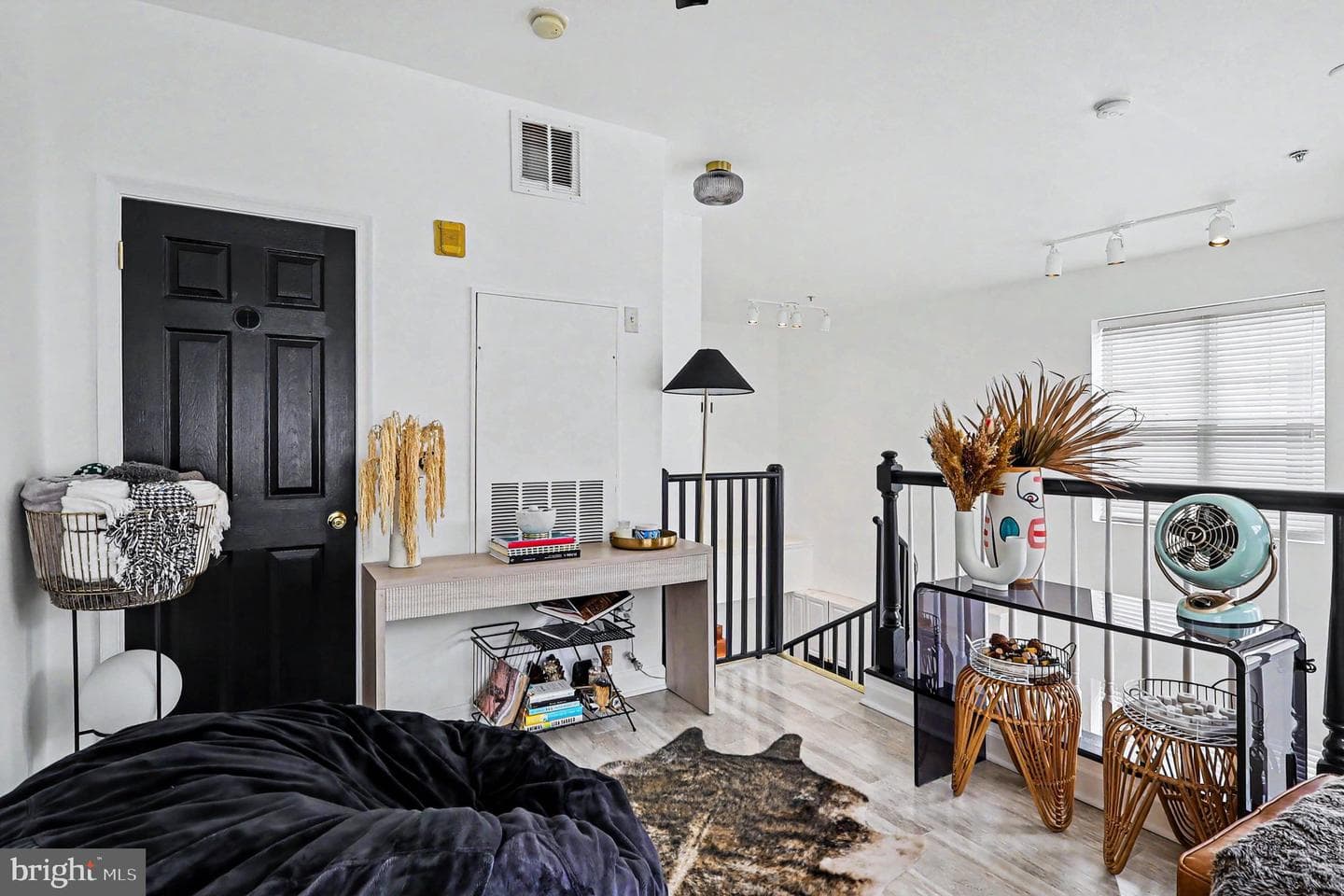 501 Hungerford Drive #372 photo 19