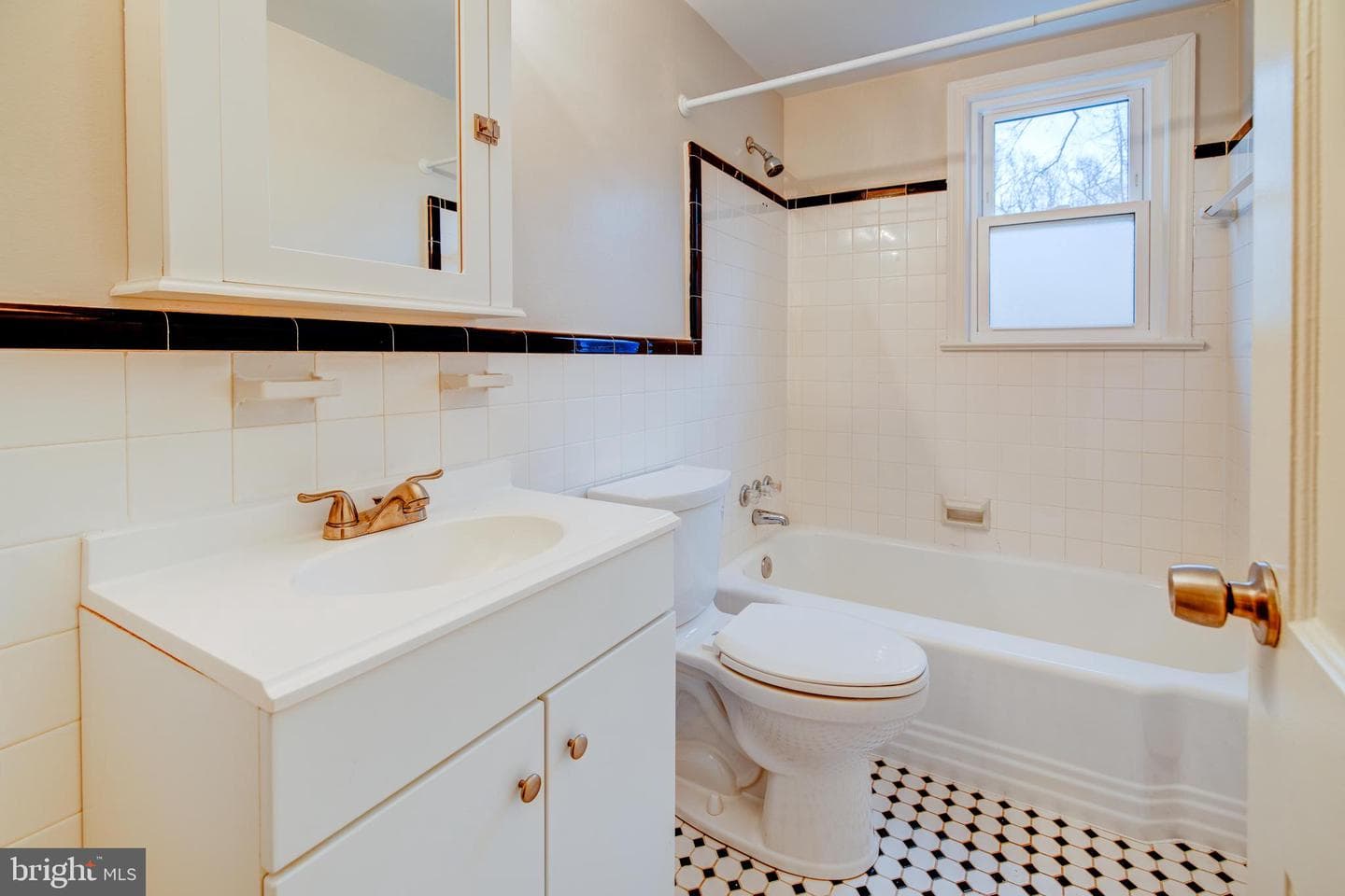 5214 Danbury Road photo 11