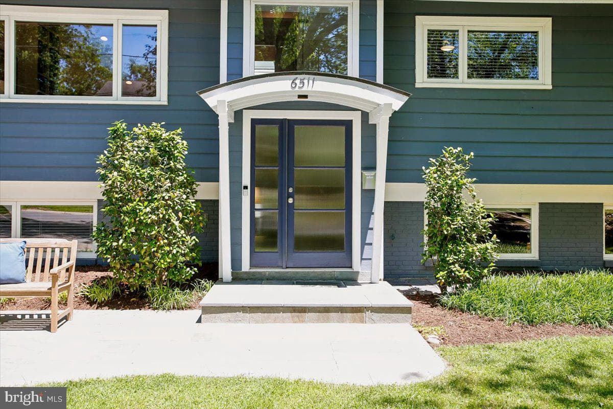 6511 Kenhowe Drive photo 2