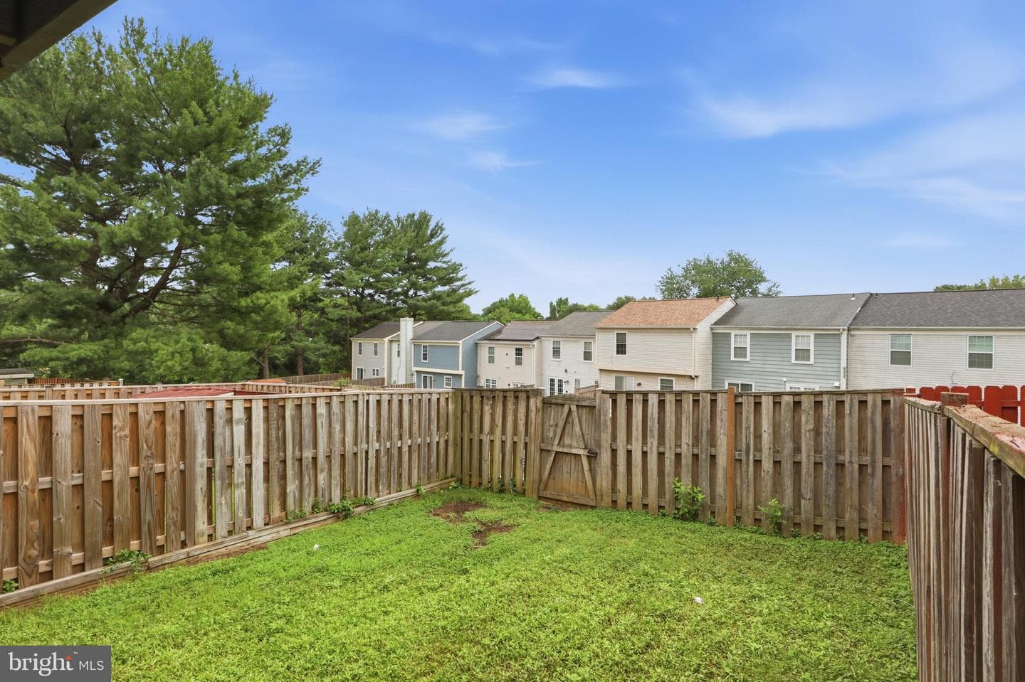 9236 Labelle Lane photo 32