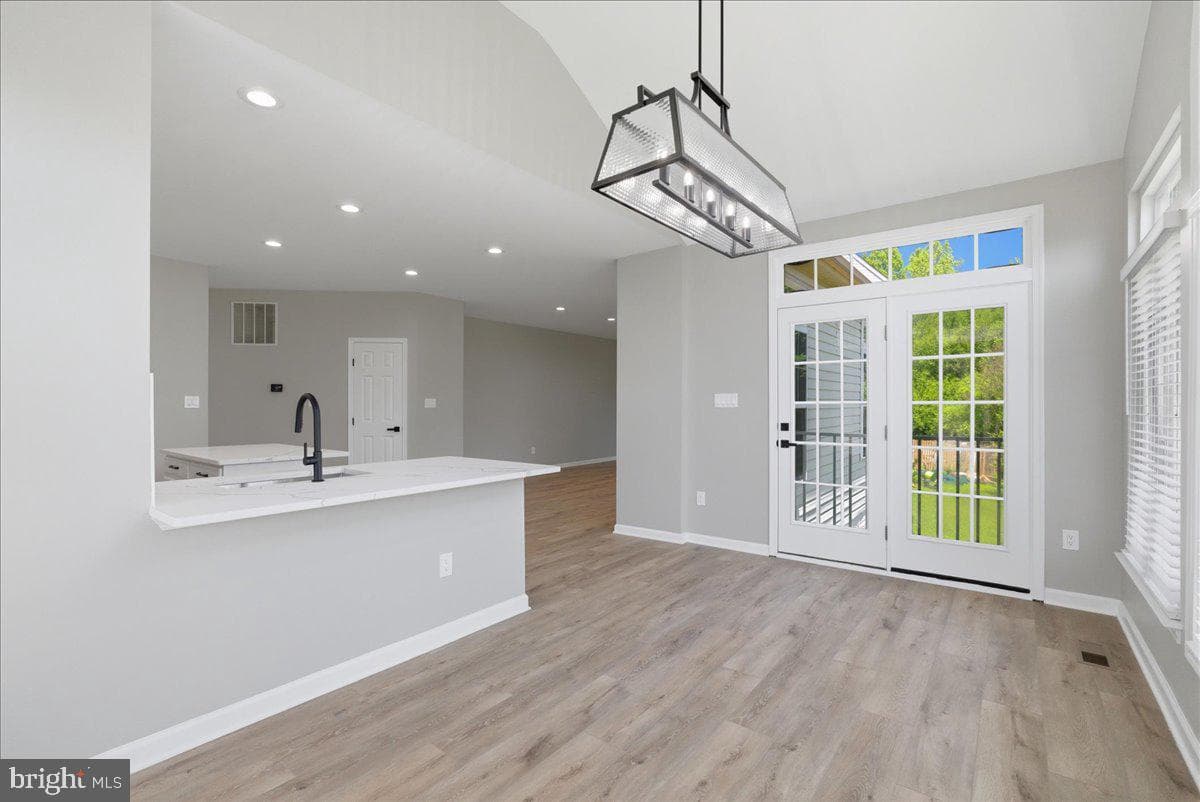 17303 Haverstraw Court photo 22