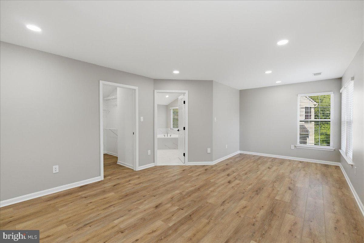 17303 Haverstraw Court photo 32