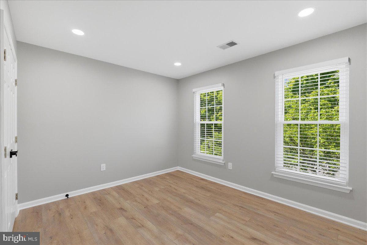 17303 Haverstraw Court photo 40
