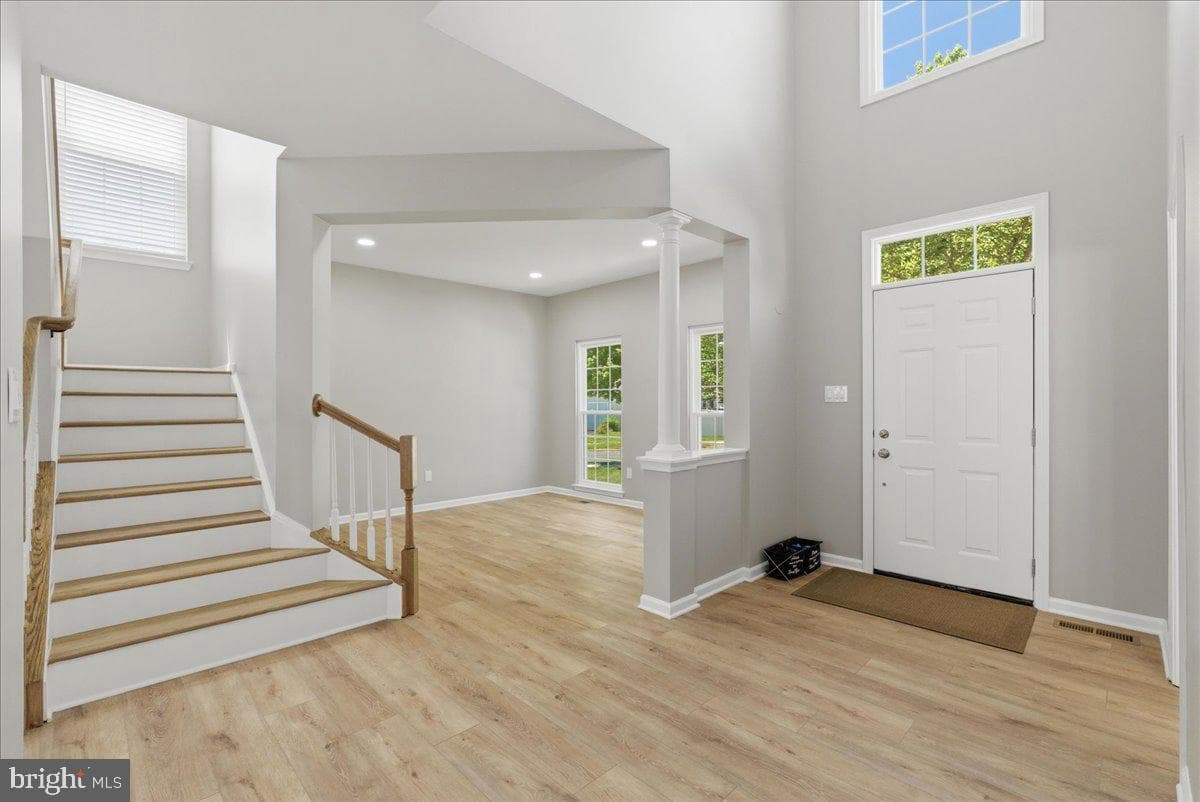17303 Haverstraw Court photo 5