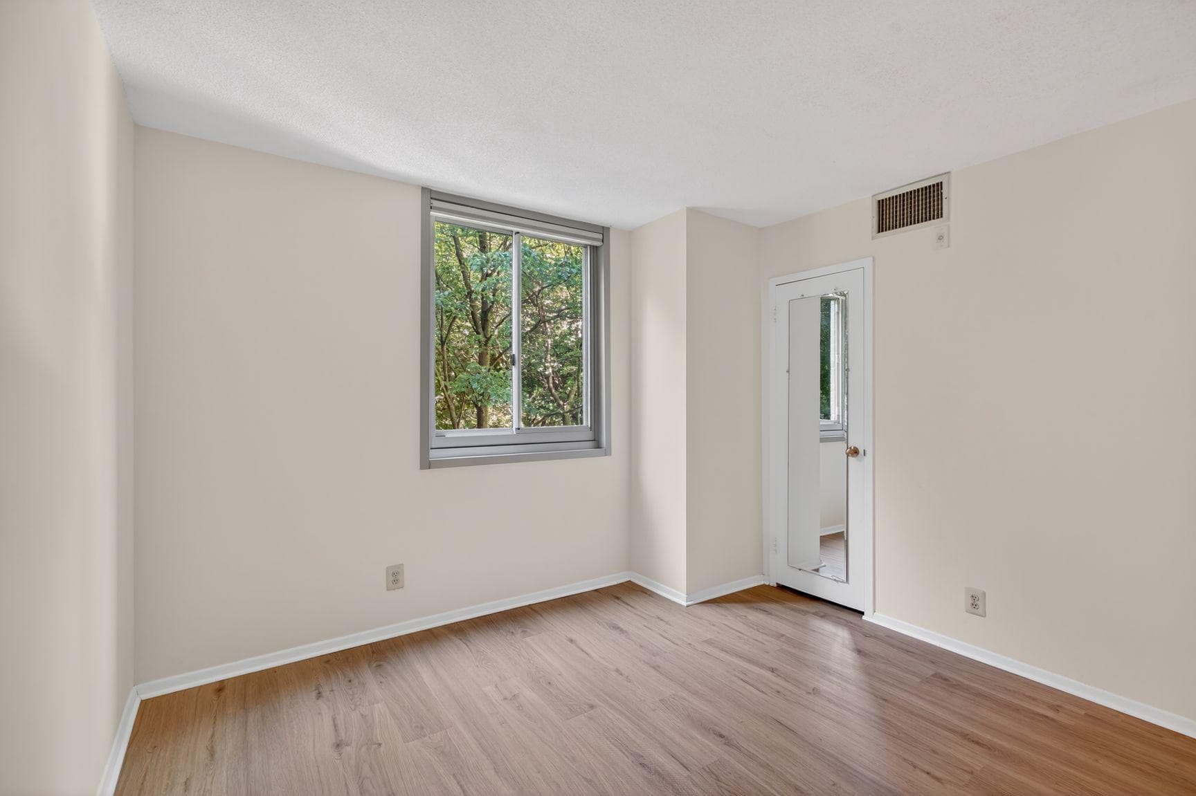 4601 N Park Avenue #214p photo 13