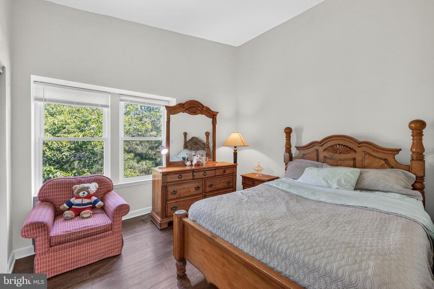 3323 Sir Thomas Drive #3-A-41 photo 18