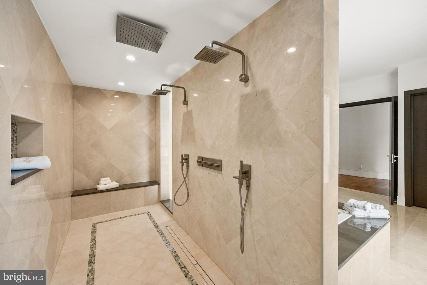 8880 Bradley Boulevard photo 46