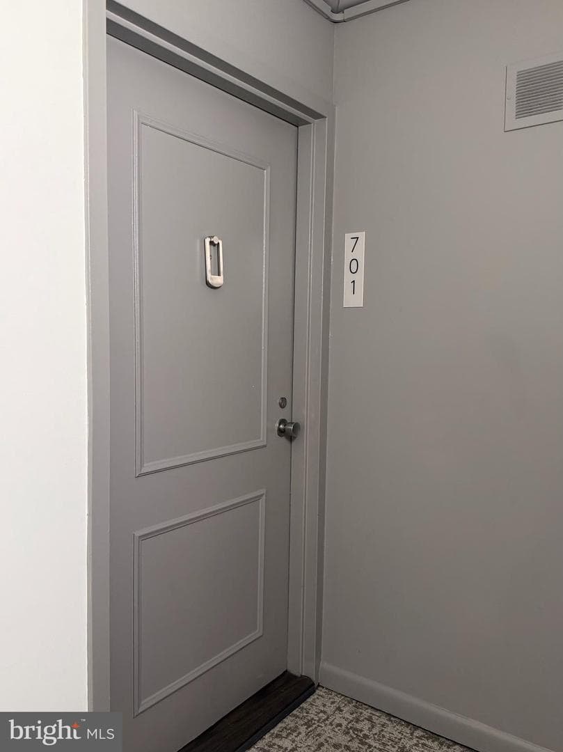 118 Monroe Street #701 photo 8